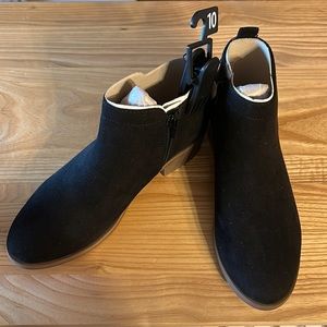 Black Booties